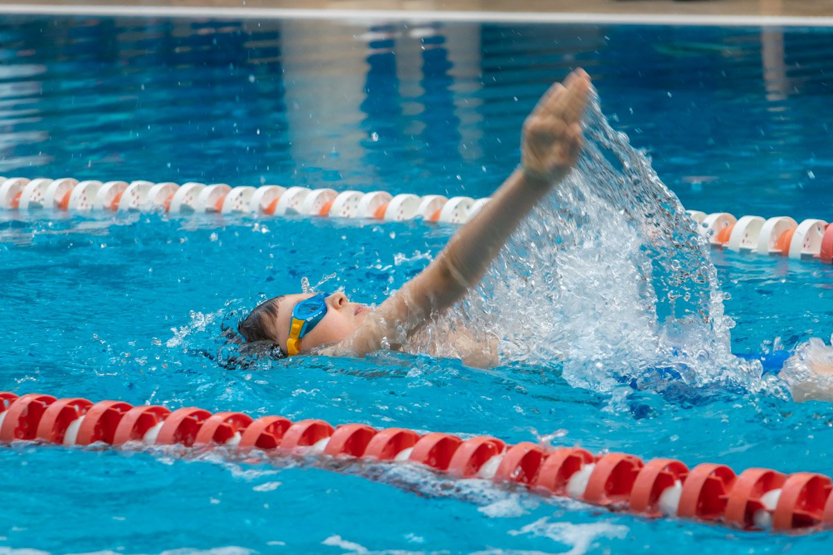 На индивидуальных тренировках вы научитесь плавать, а после, возможно, откроете для себя мир аквафитнеса На индивидуальных тренировках вы научитесь плавать, а после, возможно, откроете для себя мир аквафитнеса