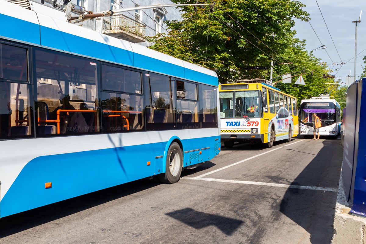 Движение электротранспорта парализовано 