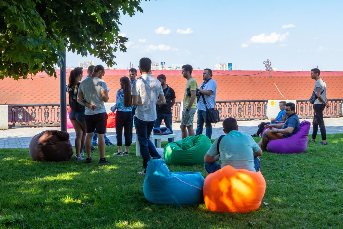 Пуфы на месте Пуфы на месте