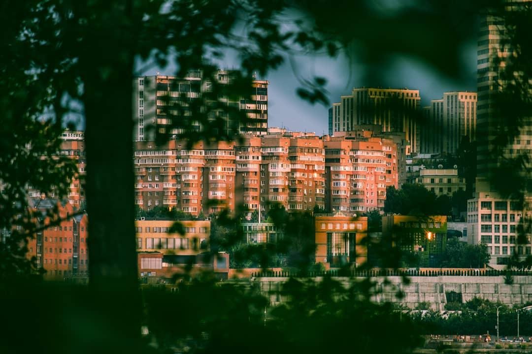 Подглядывать. Фото: andreyhmarskiy Подглядывать. Фото: andreyhmarskiy