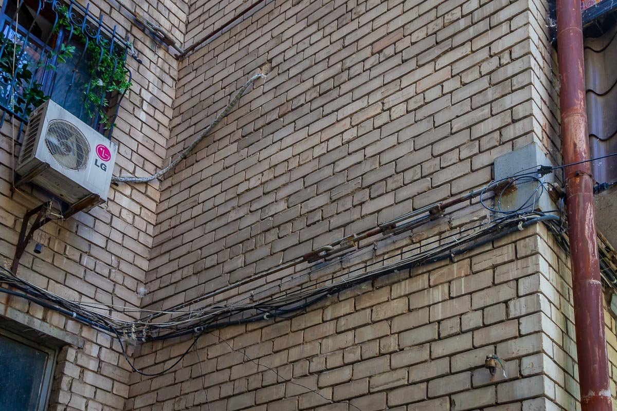 Установили стяжки Установили стяжки