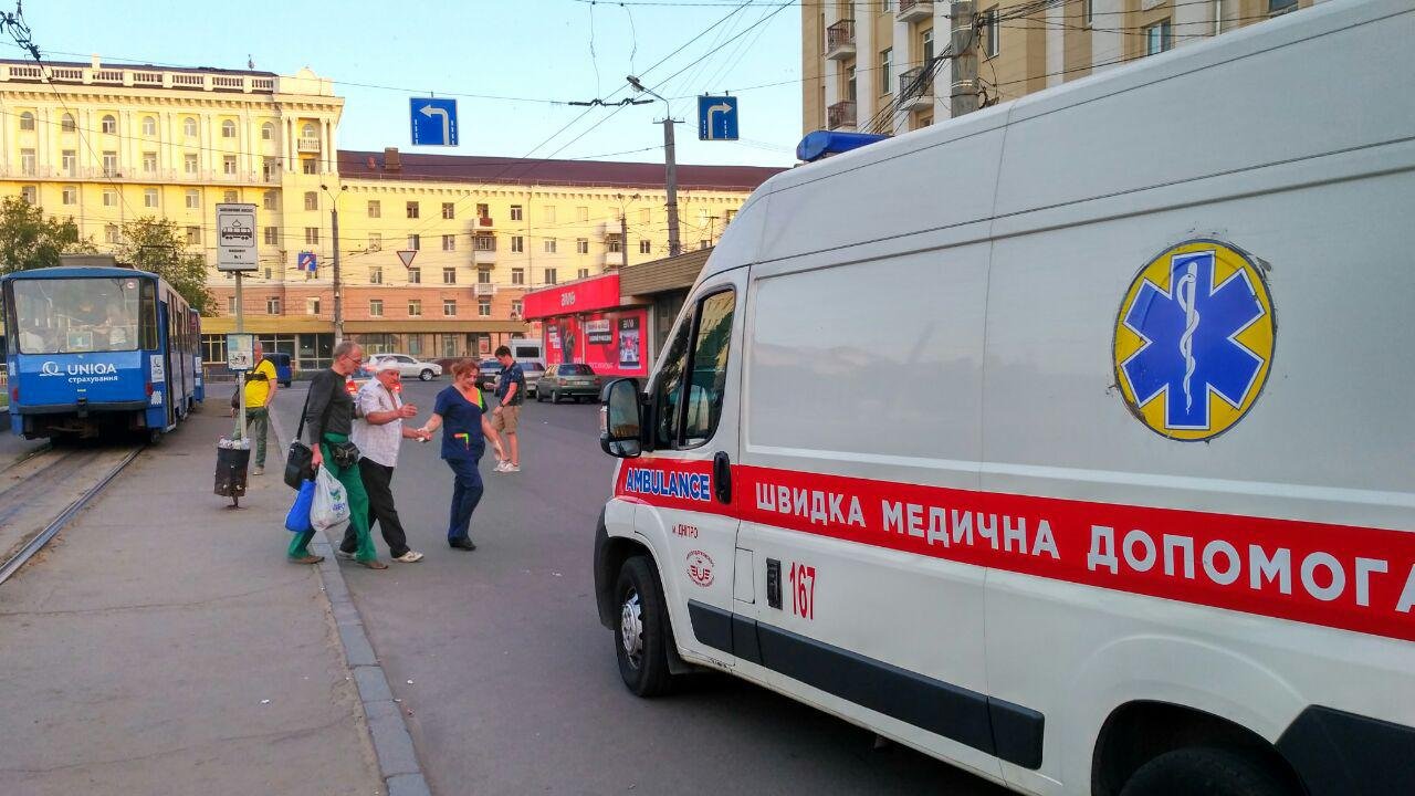 Мужчине оказали первую помощь Мужчине оказали первую помощь