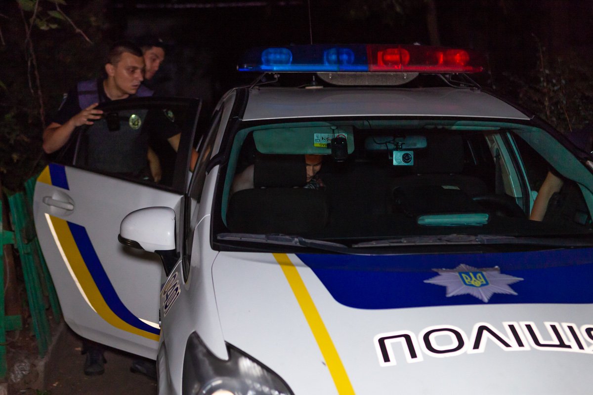 Парня доставили в райотдел Парня доставили в райотдел