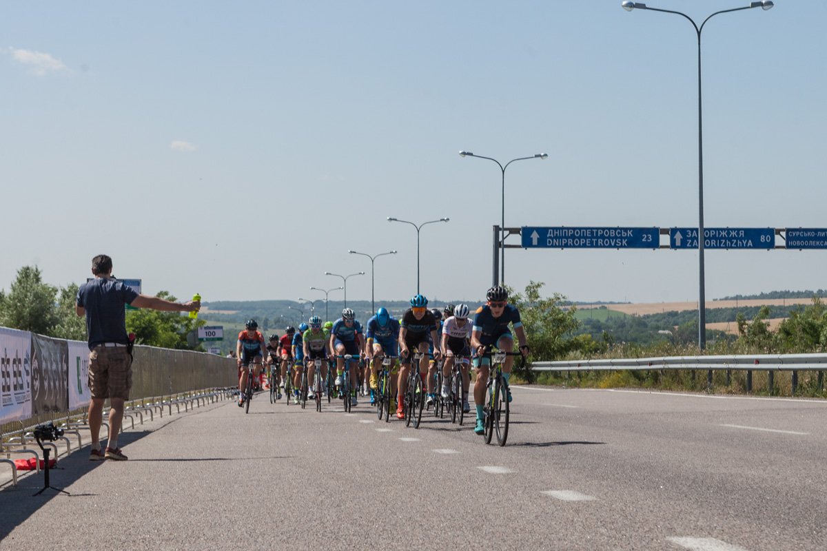 Организаторами велогонки выступил благотворительный фонд Dnepr Cycling и Федерация велосипедного спорта Днепропетровской области