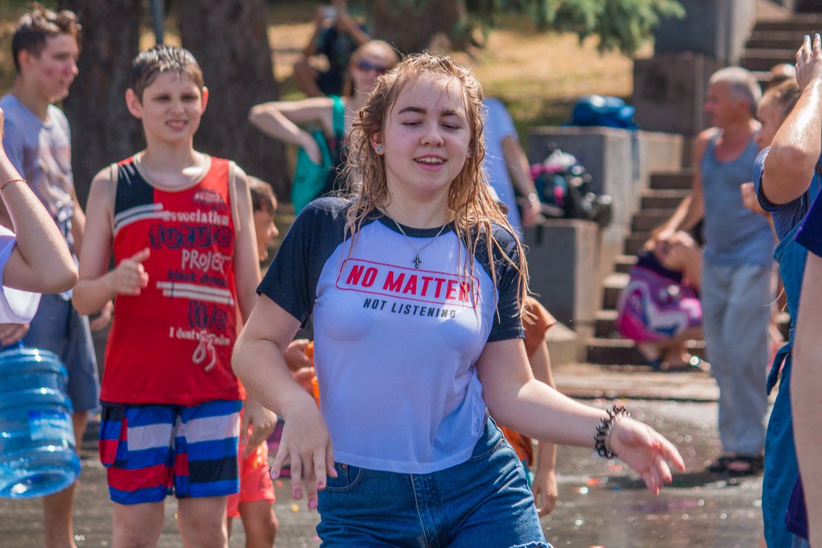 Hot-hot-hot Hot-hot-hot