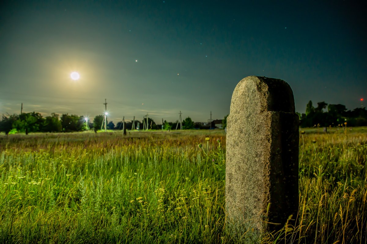 Небо усыпали хрустальные звезды Небо усыпали хрустальные звезды