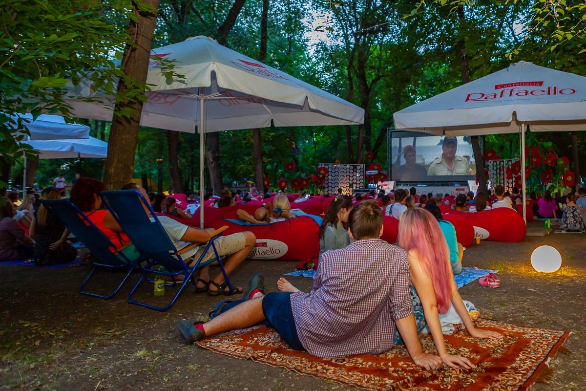 Сидя в кресле можно почувствовать себя царем Сидя в кресле можно почувствовать себя царем