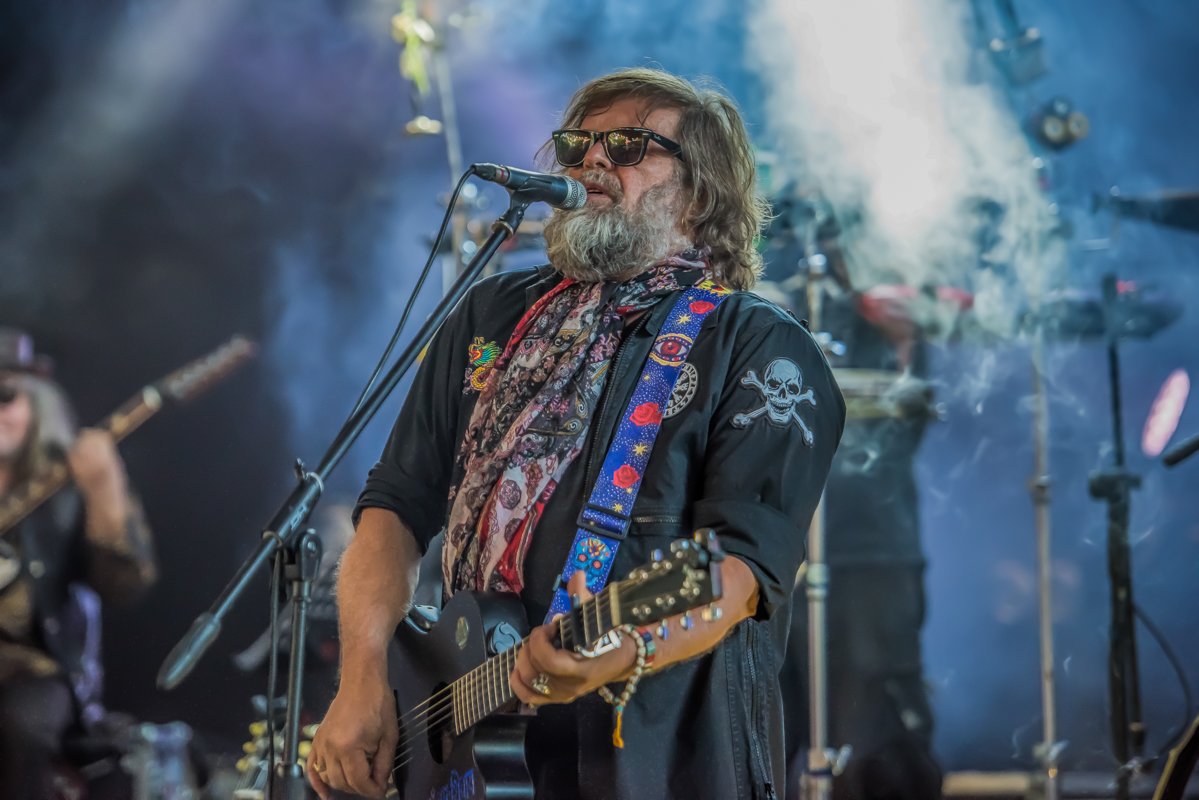 Артисты вкладывали душу в каждый трек Артисты вкладывали душу в каждый трек