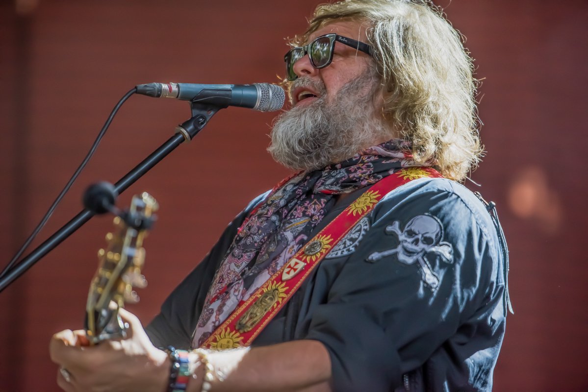 Новая программа состояла не только из новых треков музыкантов, но и включала в себя полюбившиеся хиты Новая программа состояла не только из новых треков музыкантов, но и включала в себя полюбившиеся хиты