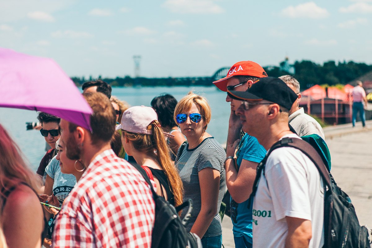 Фестивальный причал кипел Фестивальный причал кипел