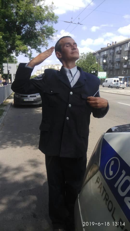 Отдал честь... И здравый рассудок