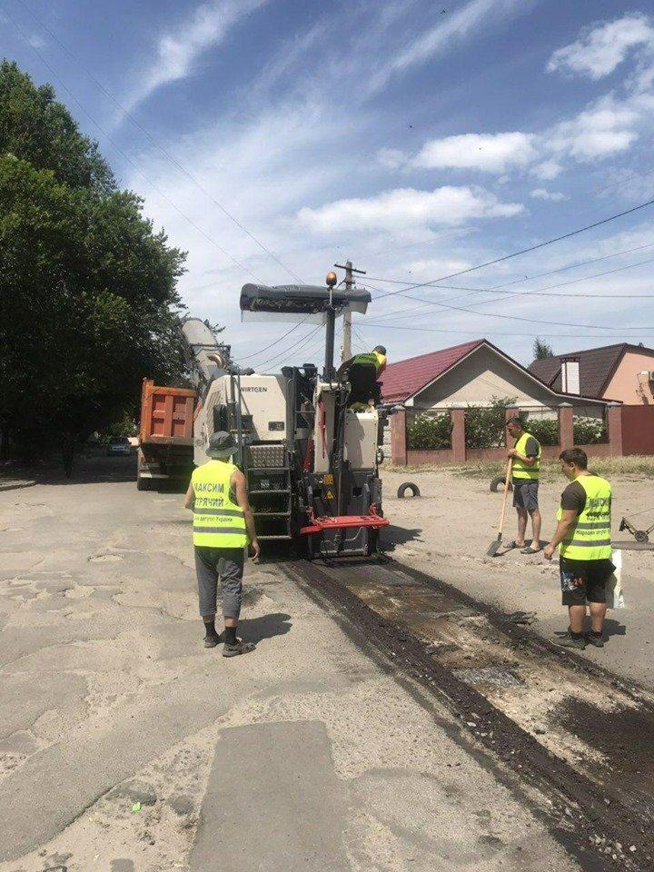 Ведутся работы и на улице Кожемяки Ведутся работы и на улице Кожемяки