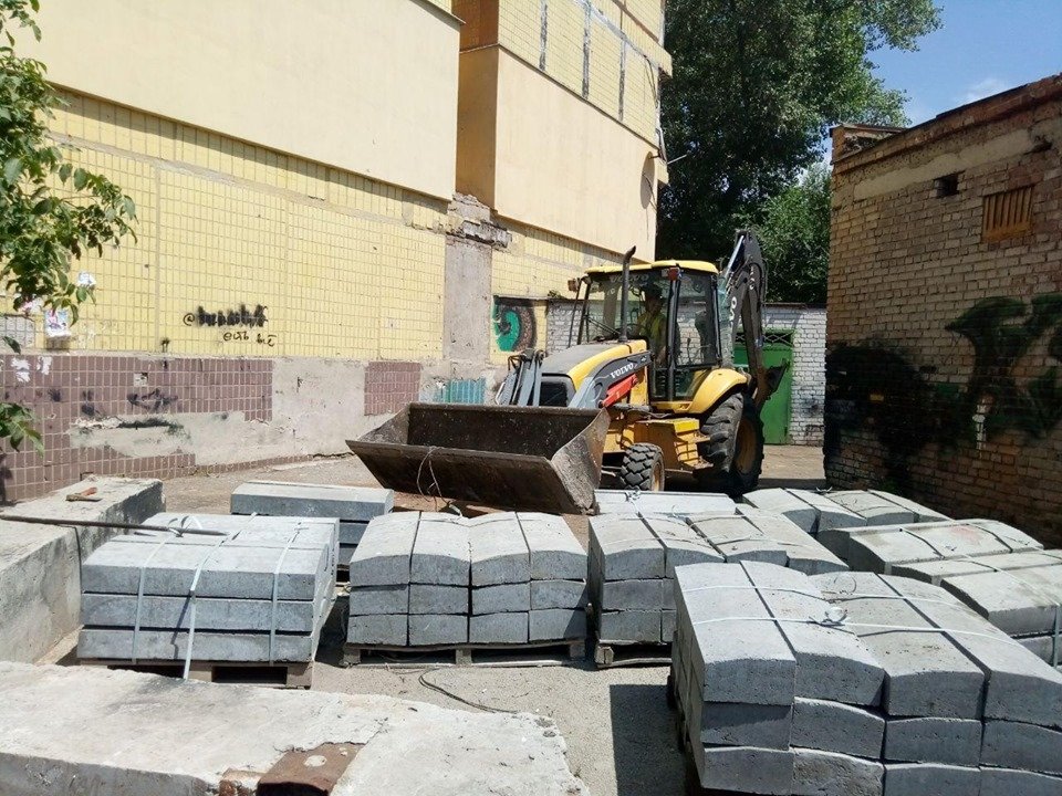 Улица Надежды Алексеенко Улица Надежды Алексеенко