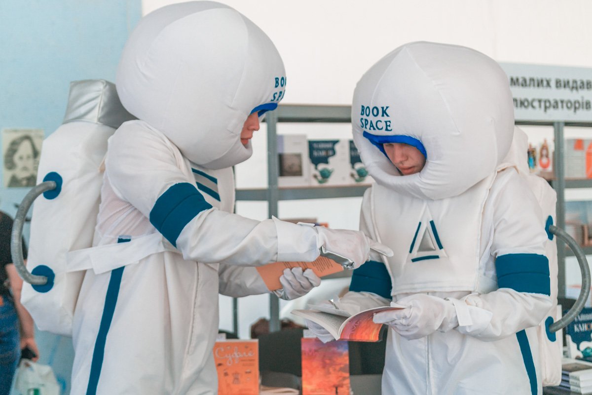 Гвозди программы - забавные космонавты Гвозди программы - забавные космонавты