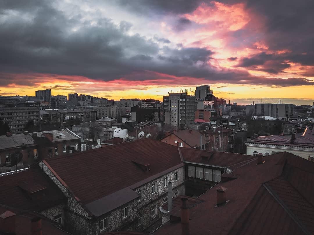 Малиновый закат. Фото: ph_rfs