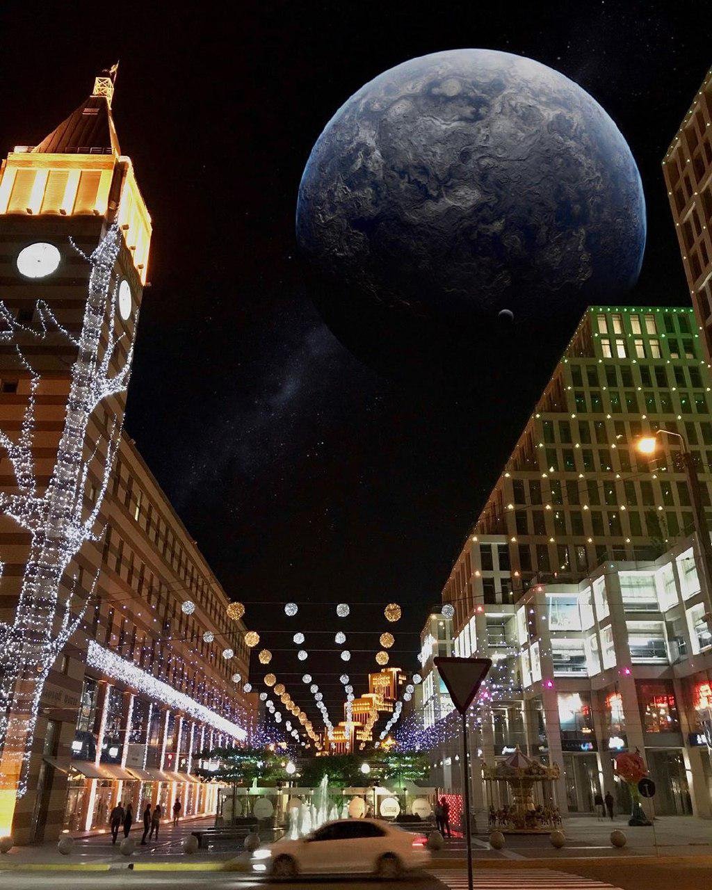 Космос близко. Фото: otherplanetone