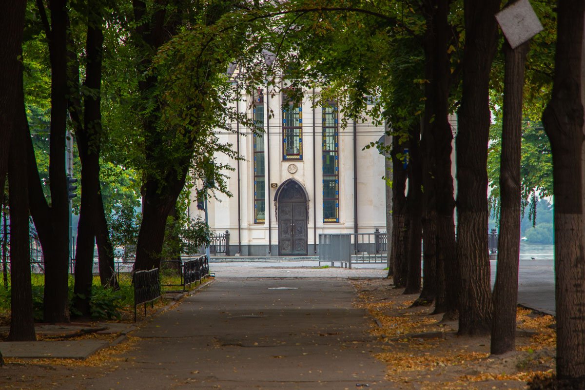Церковь на Сичеславской Набережной