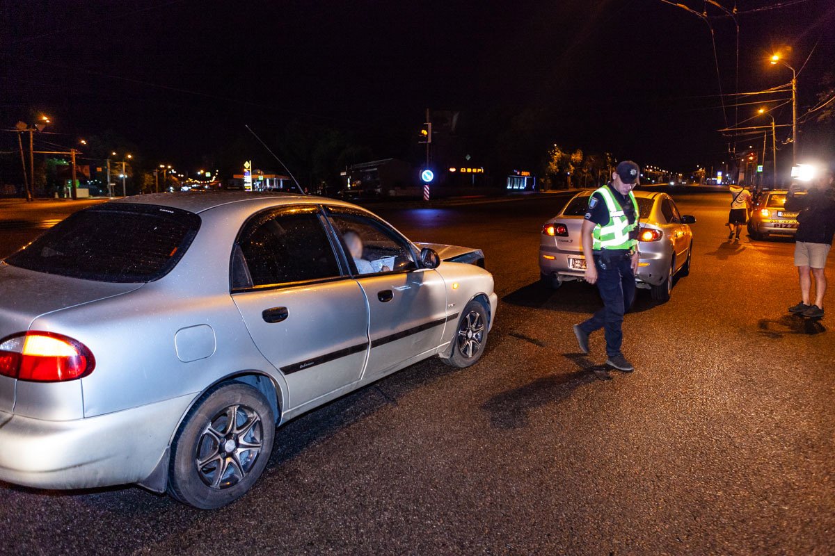 Не поделили дорогу Daewoo Lanos и Mazda 3