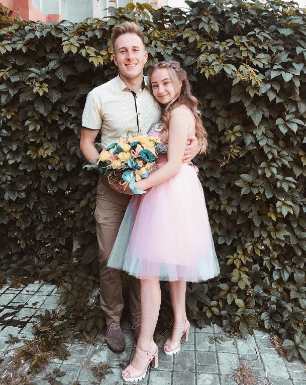 В этот день все улыбались  В этот день все улыбались