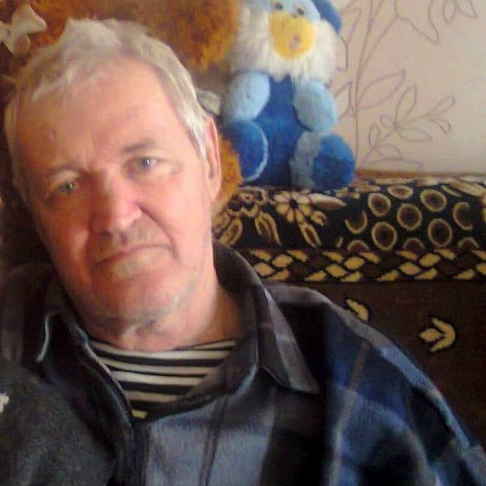 Со слов родственников, сейчас мужчина худее, чем на фото Со слов родственников, сейчас мужчина худее, чем на фото