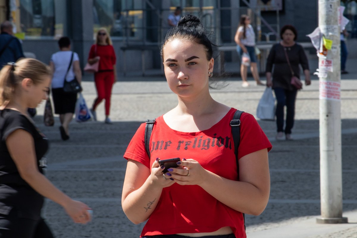 Когда договорилась встретиться с подругой, а она опаздывает  Когда договорилась встретиться с подругой, а она опаздывает