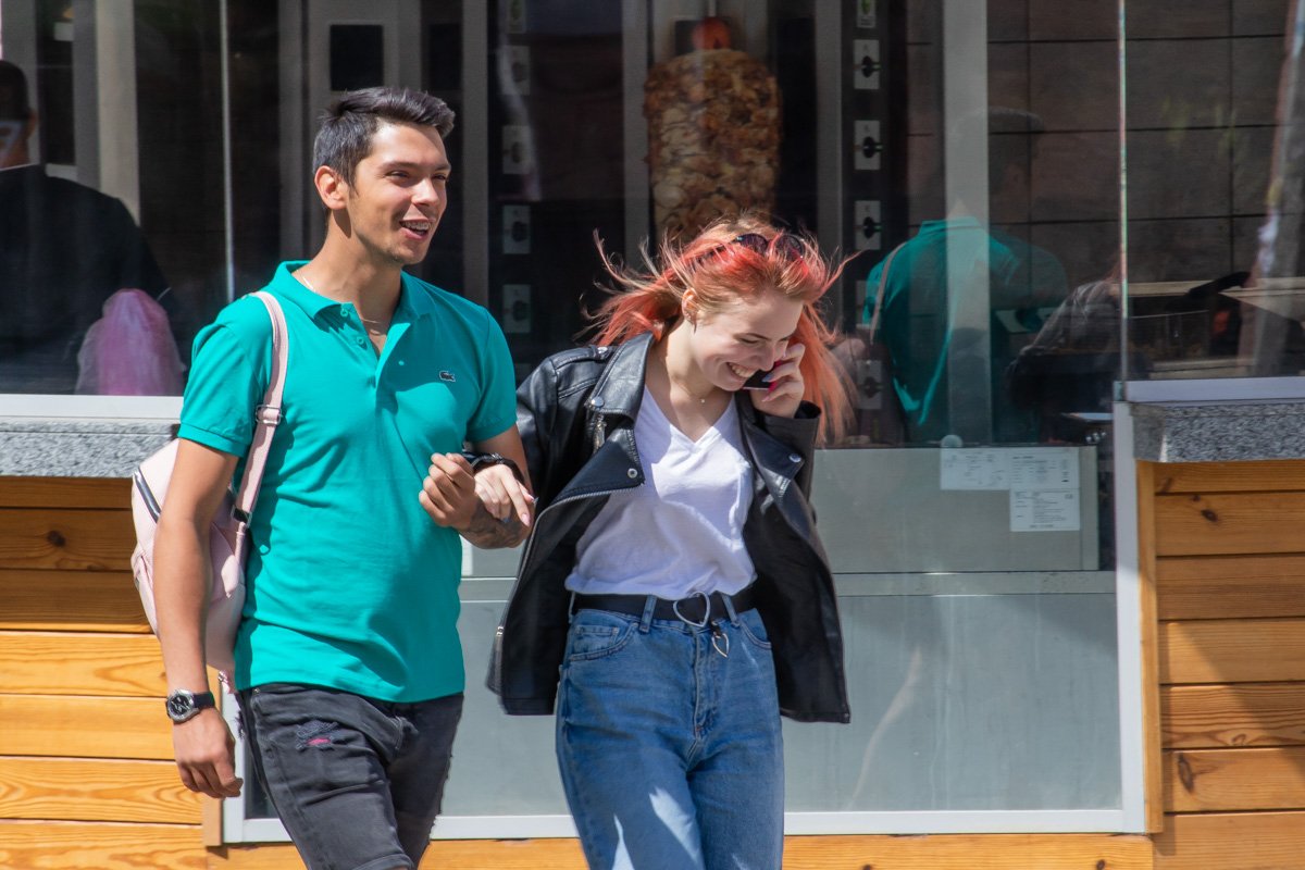 Когда подруга шутит смешнее, чем твой парень  Когда подруга шутит смешнее, чем твой парень