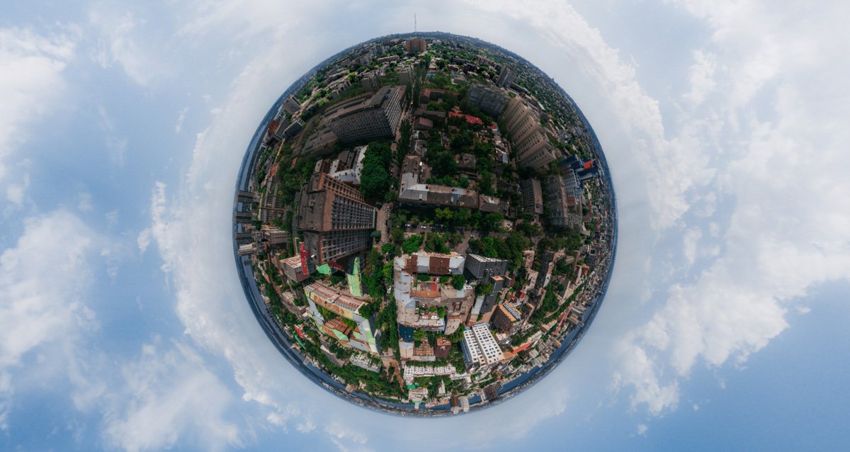 Маленькая странная планетка в огромной Вселенной