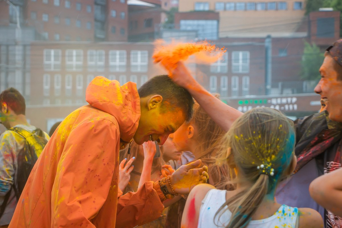 Настоящий друг - тот, кто выбирает краску под цвет анорака Настоящий друг - тот, кто выбирает краску под цвет анорака