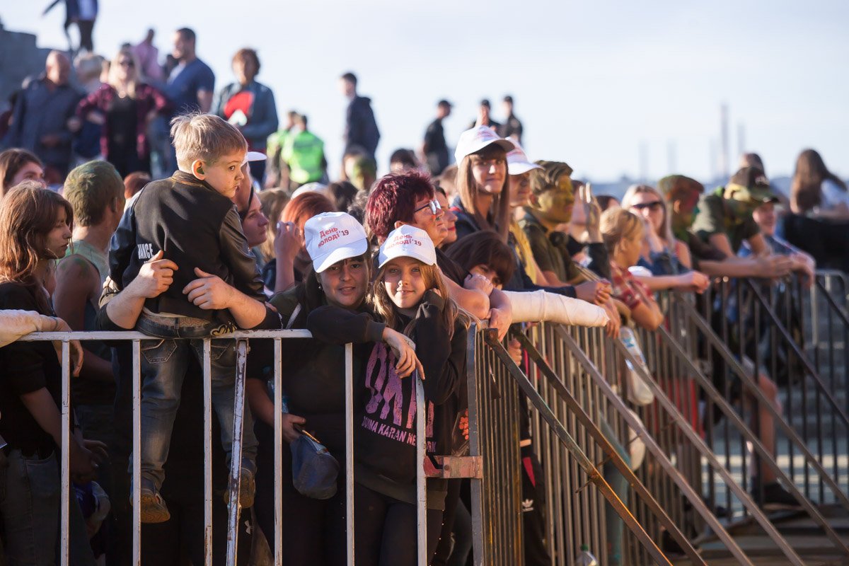 Яркий день, наполненный эмоциями Яркий день, наполненный эмоциями