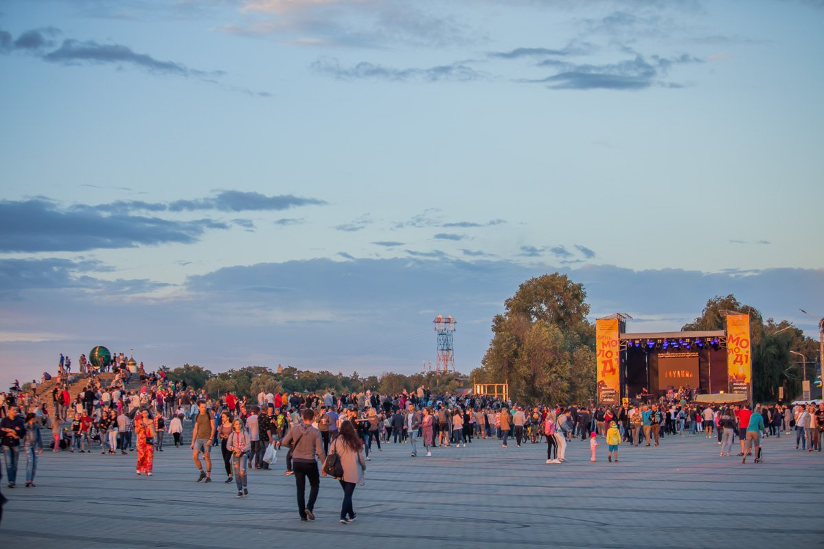 Прохладная погода не испугала горожан Прохладная погода не испугала горожан