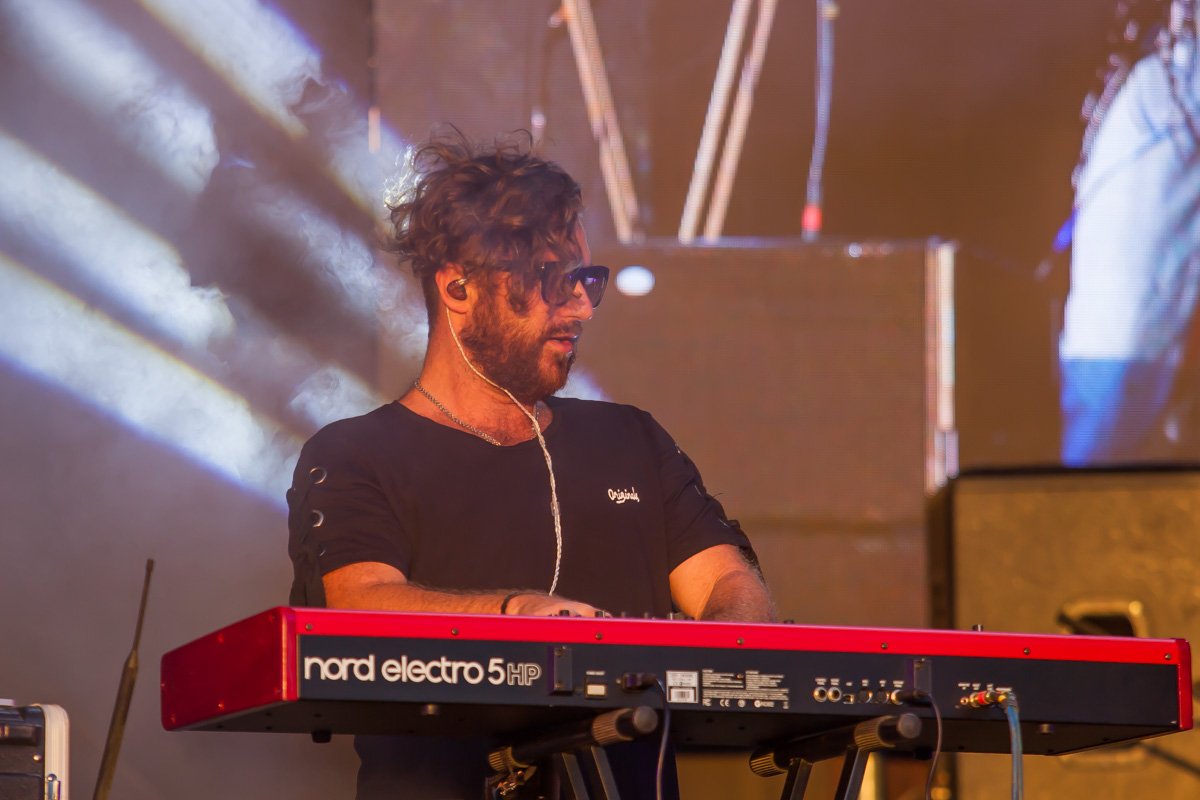 Певица выступила со своими музыкантами Певица выступила со своими музыкантами