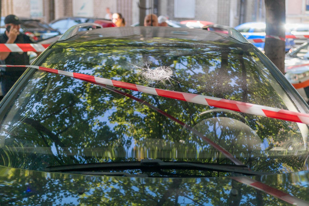 Повредился также автомобиль  Повредился также автомобиль