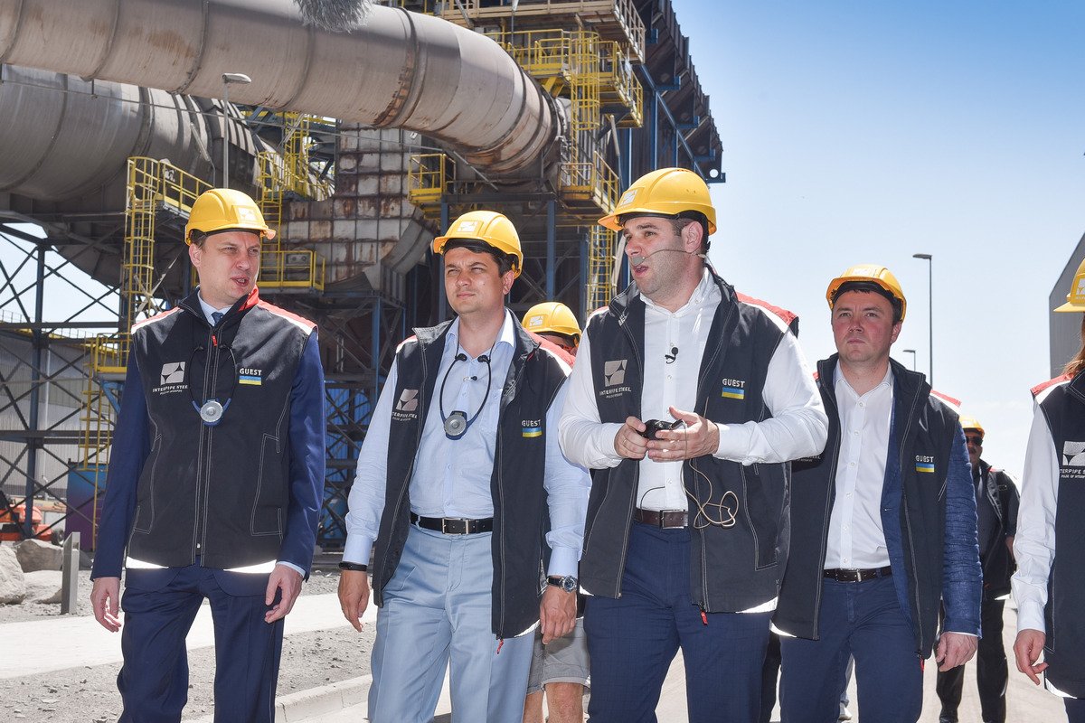 Для этого нужно создать все условия и менять подход власти к бизнесу Для этого нужно создать все условия и менять подход власти к бизнесу