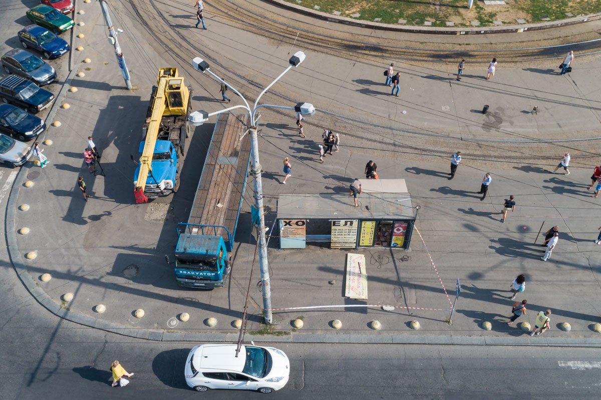 На Привокзальной площади снесли киоски