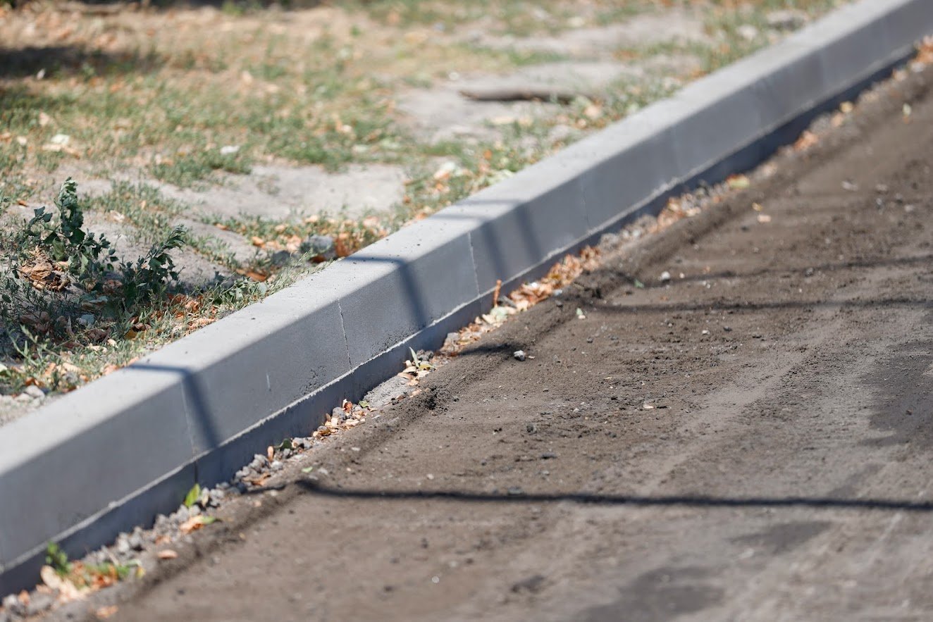 Кроме этого, городская власть планирует «довести до ума» тротуары