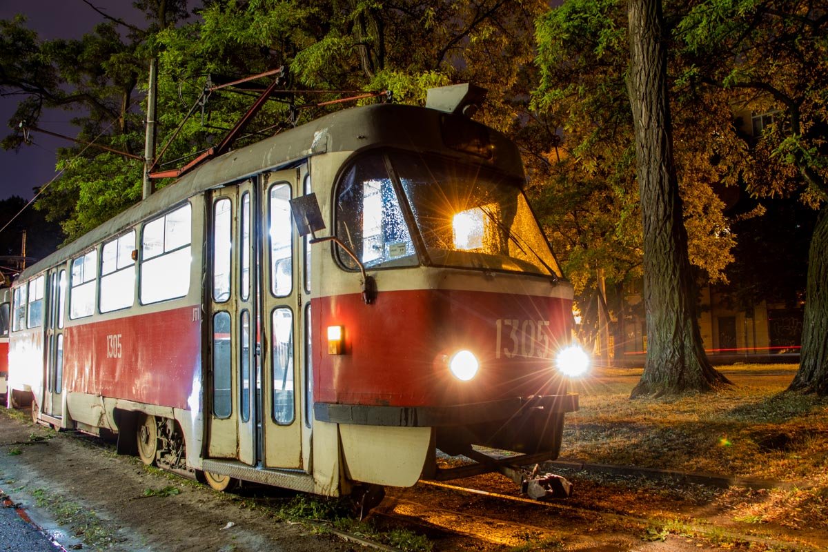 Стихия парализовала движение транспорта  Стихия парализовала движение транспорта
