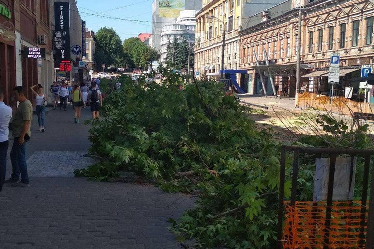 Это не чья-то прихоть, это необходимо было сделать для того, чтобы реализовать проект реконструкции Это не чья-то прихоть, это необходимо было сделать для того, чтобы реализовать проект реконструкции