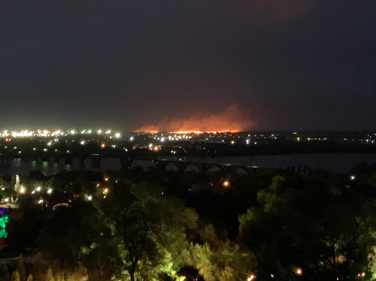 На месте работают спасатели На месте работают спасатели