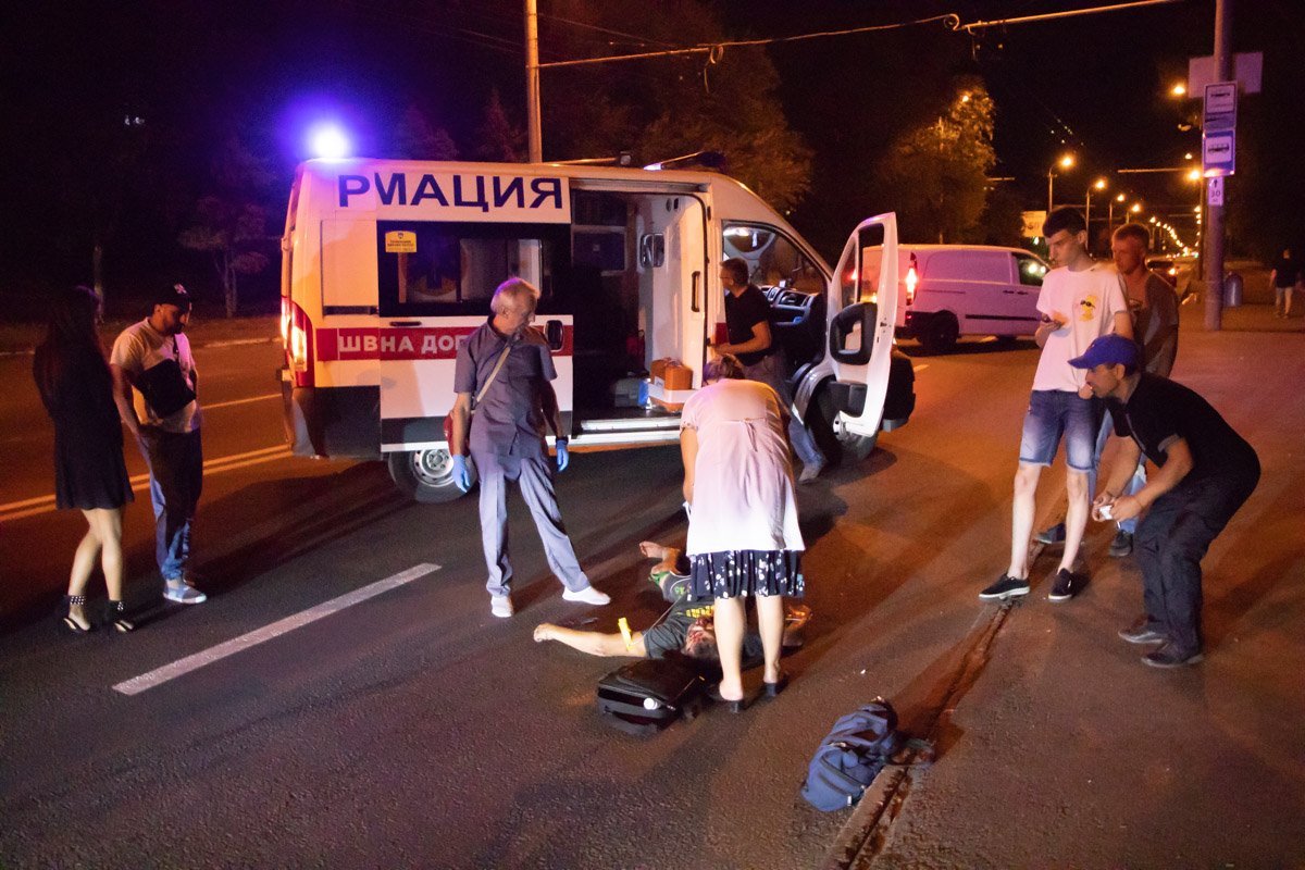 Бригада скорой приехала на место в течение нескольких минут 