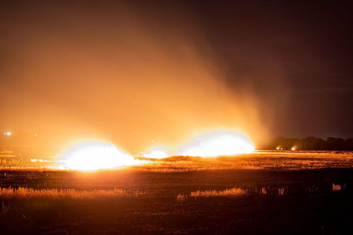 Зарево виднелось из разных уголков города 