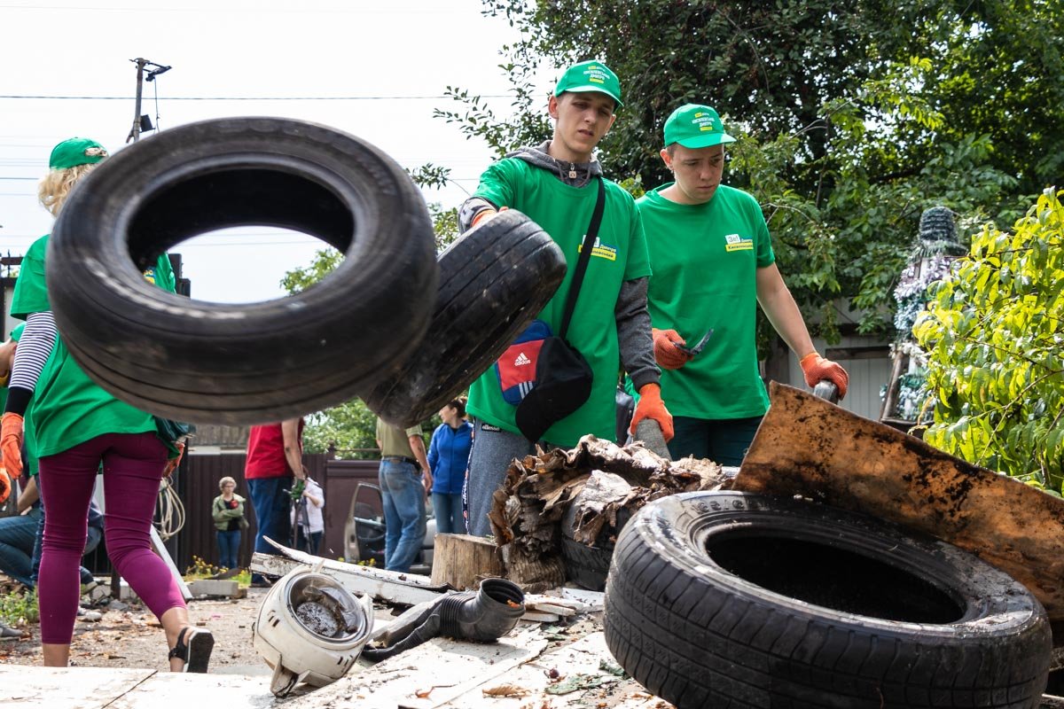 Вместо того, чтобы потратить ресурсы на печать листовок, кандидат в депутаты перенаправил все на помощь семье Вместо того, чтобы потратить ресурсы на печать листовок, кандидат в депутаты перенаправил все на помощь семье