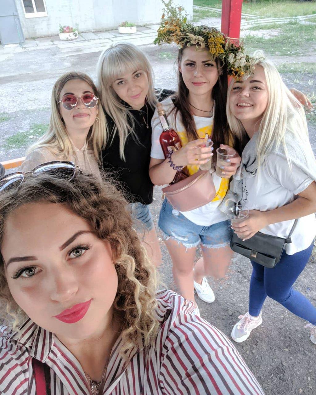 Ивана Купала - отличный повод провести время с друзьями 