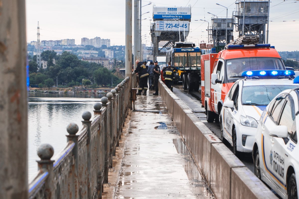 Переполошил весь город Переполошил весь город