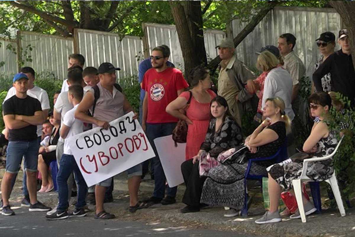 В Днепре под фискальной службой митинговали против рейдерства и пыток 1