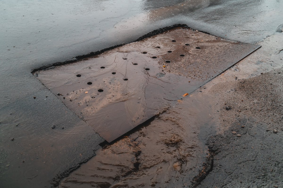 Ливневки не выдерживают 