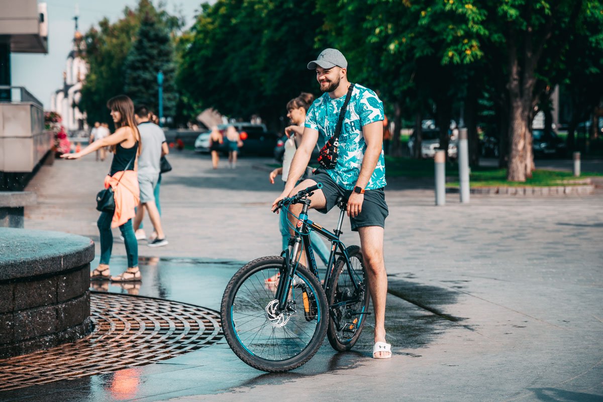 Один, причуды раб, я отдаюсь прогулкам,