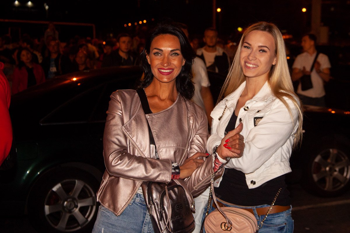 Группа посетила Днепр с бесплатным концертом, не было сомнений, что на него захочет пойти немало желающих