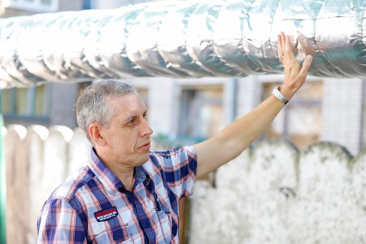 Главный инженер коммунального предприятиям «Комэнергосервис» Герман Ликасов Главный инженер коммунального предприятиям «Комэнергосервис» Герман Ликасов