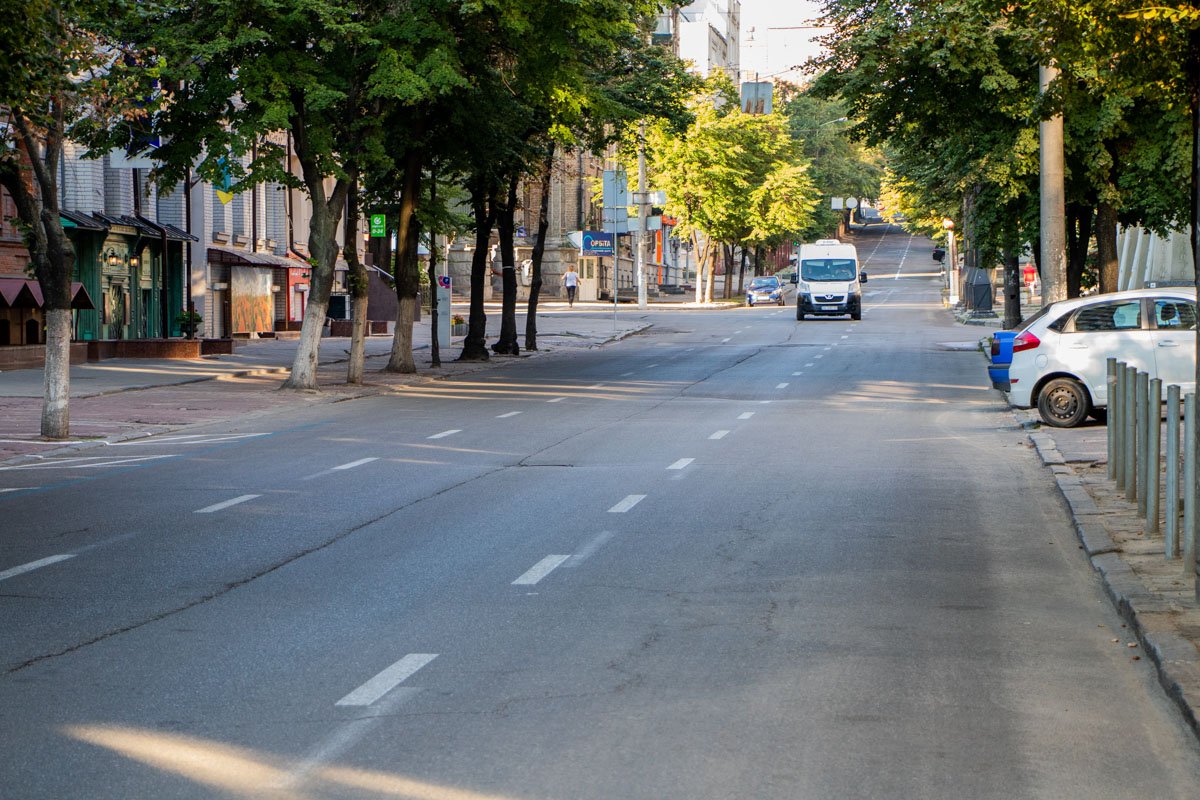 Утром в городе было спокойно 