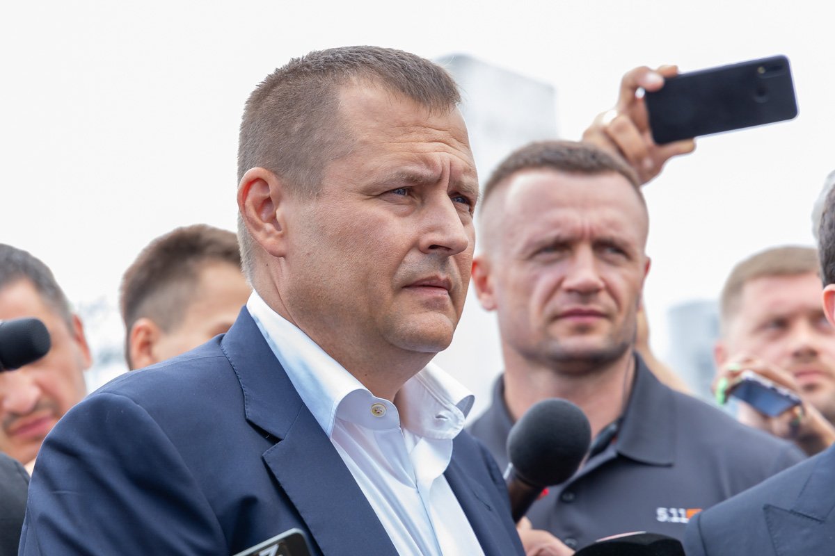 Борис Альбертович обещал все сделать